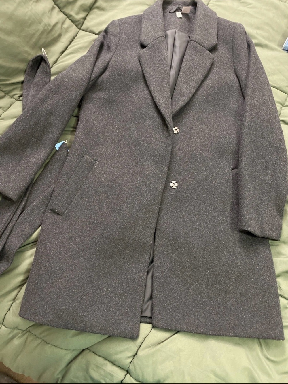 H&M/Divided Wool Blend Tailored Coat | Size 6 | Like New